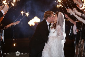 Little Rock Wedding Photographers | Christmas Wedding | Arkansas Wedding Photographers