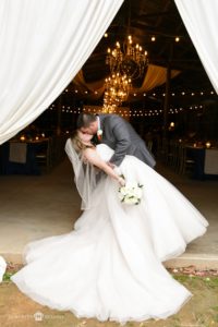 little rock wedding photographers | arkansas barn weddings