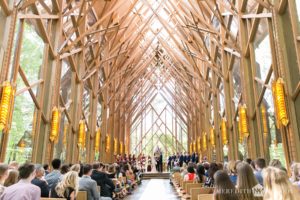 little rock wedding photographers | garvan gardens wedding